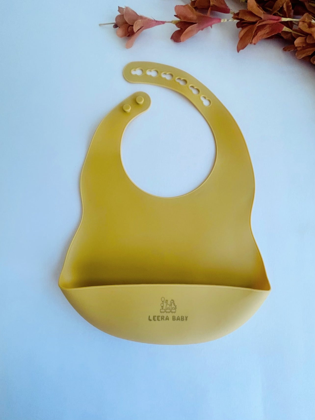 Baby / Toddler Silicone Patterned Bib Weaning Set. (Lama)