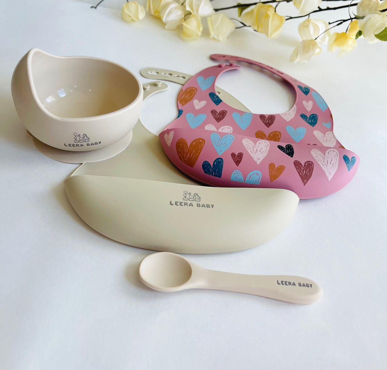 Baby/Toddler Silicone Printed Pattern Bib Weaning Set. ( Heart )