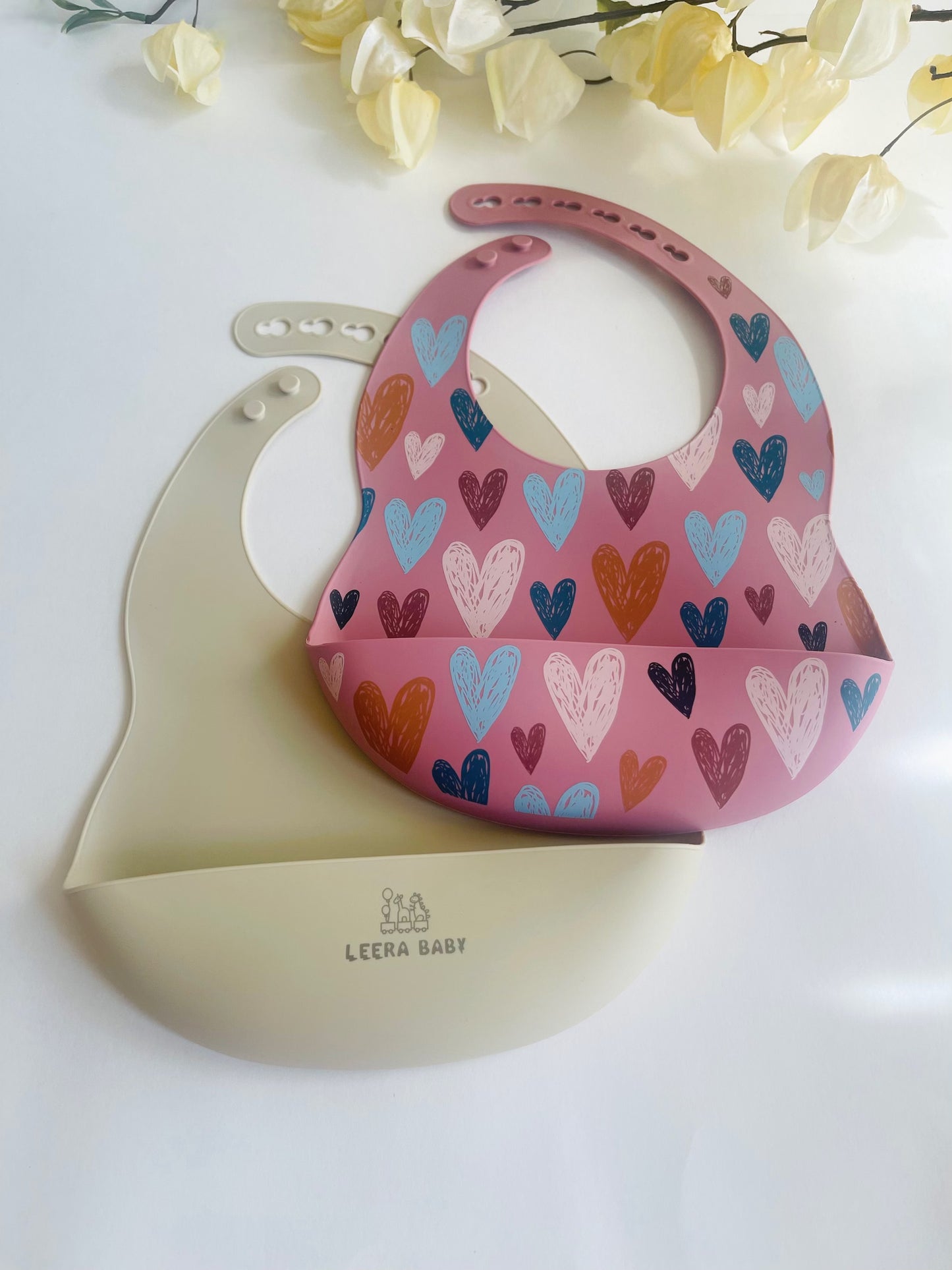 Baby/Toddler Silicone Printed Pattern Bib Weaning Set. ( Heart )