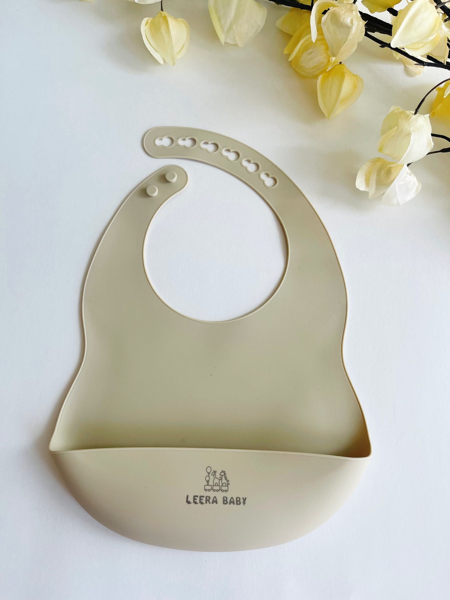 Baby/Toddler Silicone Printed Pattern Bib Weaning Set. ( Heart )