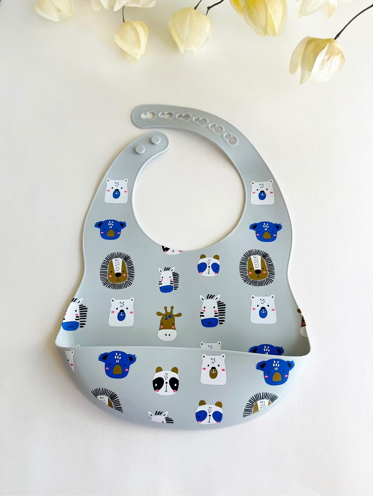 Silicone Patterned Bib Weaning Set